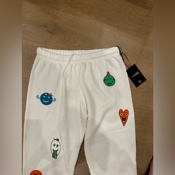 Lauren Moshi Medium White Emoji Joggers. ⚡️💜 - Picture 3 of 4